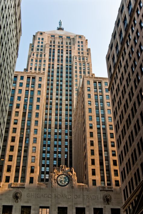 chicago board of trade Chicago Board Of Trade, Wayne Manor, Wayne Enterprises, Chicago Pictures, Chicago Marathon, Arkham Asylum, Chicago Photos, My Kind Of Town, Chicago Architecture