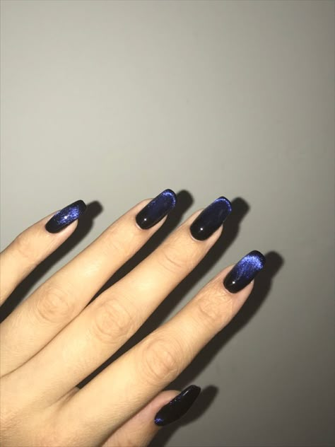 Black And Blue Cat Eye Nails, Black And Blue Nails, Velvet Nails, Art Guide, Nail Art Gel, Glamorous Nails, Blue Nail, Cat Eye Nails, Fire Nails