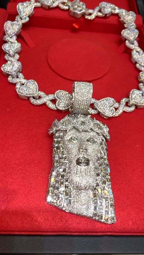 My JESUS Pieces are DIFFERENT ❤️ ♾ !!! Pristine Jewelers NYC | Instagram Pristine Jewelers, Jesus Piece Chain, Opals Jewelry, Big Gold Chains, My Jesus, Jesus Piece, Fire Jewelry, Nyc Instagram, Rapper Jewelry