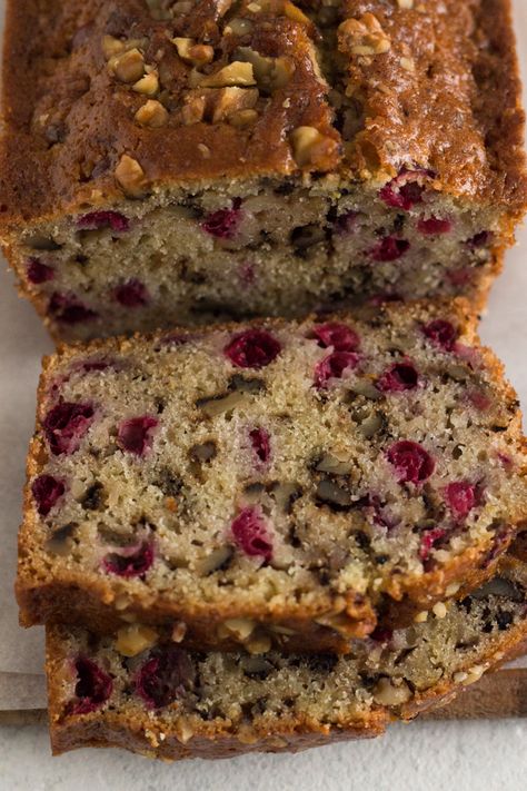 Cranberry Walnut Bread, Quick Bread Recipe, Holiday Bread, Christmas Bread, Walnut Bread, Christmas Morning Breakfast, Cranberry Bread, Fruit Bread, Orange Marmalade