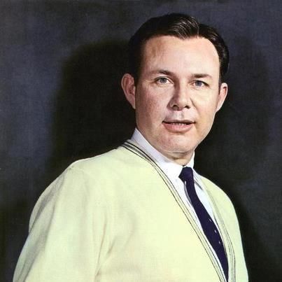 Classic Singers, Jim Reeves, I Fall To Pieces, I Fall, Singers, Gentleman, Quick Saves