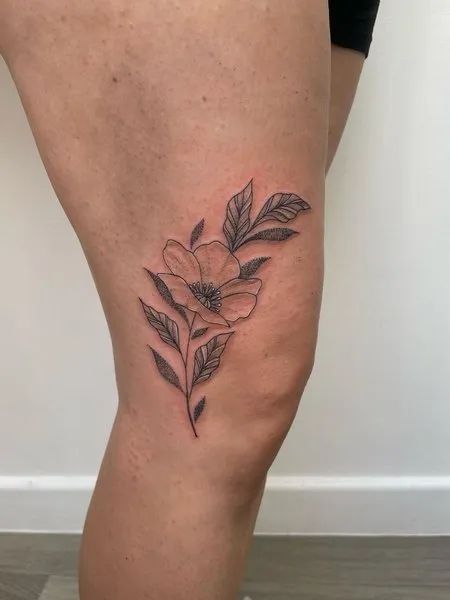 Side Knee Tattoo Around The Knee Tattoos, Side Knee Tattoo, Tattoo Ideas Geometric, Over The Knee Tattoo, Knee Tattoo Ideas, Side Leg Tattoo, The Knee Tattoo, Cover Up Tattoos For Women, Knee Tattoos