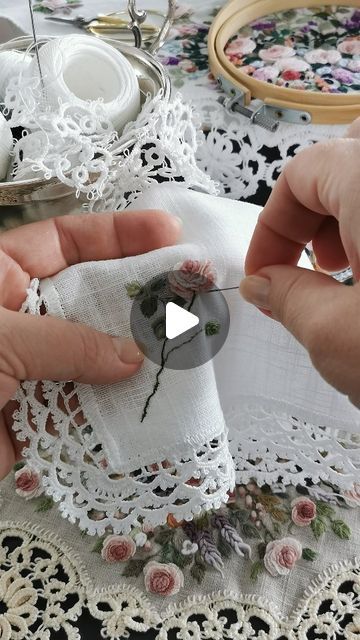 Napkin Embroidery, Embroidery Napkins, Medieval Embroidery, White Linen Napkins, Casting On Stitches, Linens And Lace, Best Wishes, Linen Napkins, On The Edge