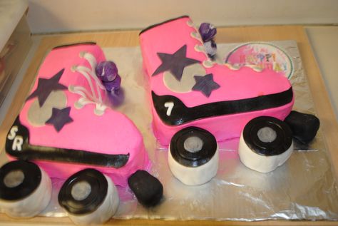 Birthday Cake Photos - Roller Skate cake Cake Roller Skate, Birthday Cake Photos, Skate Cake, Roller Skate Cake, Roller Skate Birthday Party, Skate Birthday Party, Roller Skate Birthday, Skate Birthday, Roller Skating Party