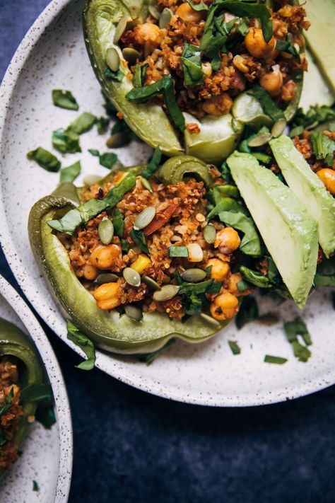 These Vegan Stuffed Peppers are packed with plant-based flavour! They're simple and easy to make with only a handful of ingredients. This recipe makes 8 stuffed pepper halves. #vegan #recipe #dinner Healthy Stuffed Peppers, Trendy Recipes, Vegan Stuffed Peppers, Stuffed Peppers Healthy, Recipe Dinner, Pasta Sauce Recipes, Dinner Healthy, Canned Chickpeas, Vegan Recipe