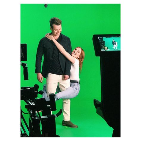 The start of our SET IT UP press tour is going great. I am a professional? Right, @glenpowell? #BoutToDropARomComBomb… Callum Turner, Zoey Deutch, Set It Up, Glen Powell, Football Love, Press Tour, Best Series, Music Star, The Start