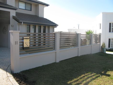 Rendered Fence, Contemporary Renovation, Fence Paint Colours, Boundry Wall, House Fence, Easy Fence, Fence Plants, Fence Doors, Natural Fence