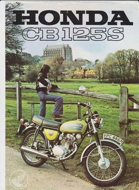 Iklan Vintage, Honda Cb 125, Motorcycle Advertising, Honda Cb125, Motorcycle Ads, Honda Motorbikes, Vintage Honda Motorcycles, Motor Klasik, Honda 125