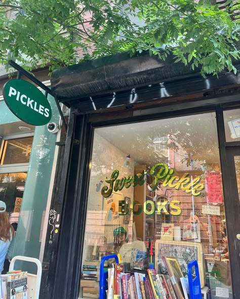 bookstore in NYC Sweet Pickle Books, Nyc Bookstore Aesthetic, Nyc Bookstore, Bookstore Aesthetic, Twitter Aesthetic, Collage Pics, Beach Reads, Summer Energy, Fruit Market