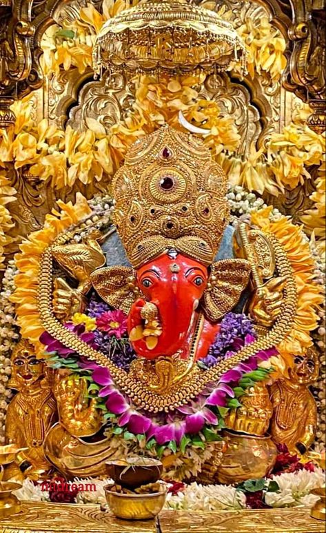 Siddhi Vinayak Ganpati Hd, Siddhivinayak Ganesha, Hinduism Facts, Dagdusheth Ganpati, Venkateswara Swamy Images Hd 1080 Wallpaper, Photos Of Ganesha, Horse Background, Ganesh Ji Images, Tirupati Balaji