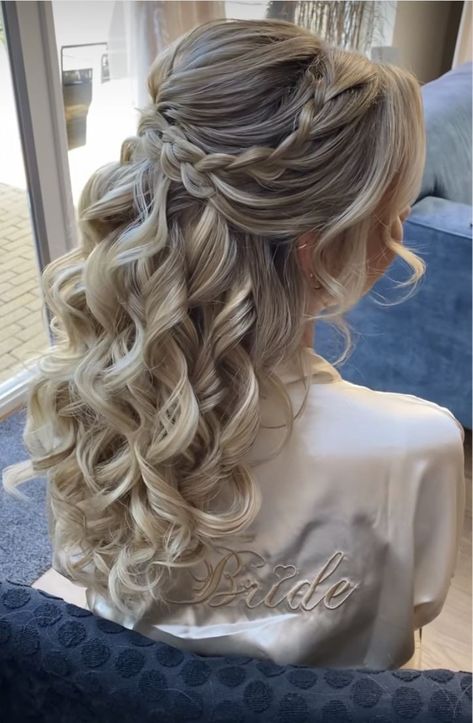 Straight Hairstyles For Long Hair Half Up Prom Fishtail Braids, Bride Hairstyles With Long Sleeve Dress, Bride Hair With Clip, Half Up Half Down Special Occasion Hair, Braid Wedding Hairstyles Half Up, Long Wedding Hair Bridesmaid, Some Up Some Down Wedding Hair, Half Up Half Down Wedding Hair For Bridesmaid, Bridal Braid Half Up Half Down