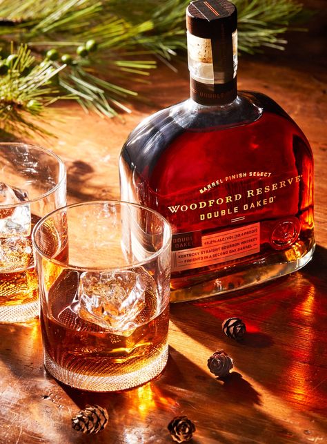 Chattanooga Whiskey Distillery, Woodford Reserve Drinks, Woodford Reserve Double Oaked, Bourbon Distillery, Expensive Whiskey, Woodford Reserve, Whisky Drinks, Bourbon Drinks, Best Bourbons