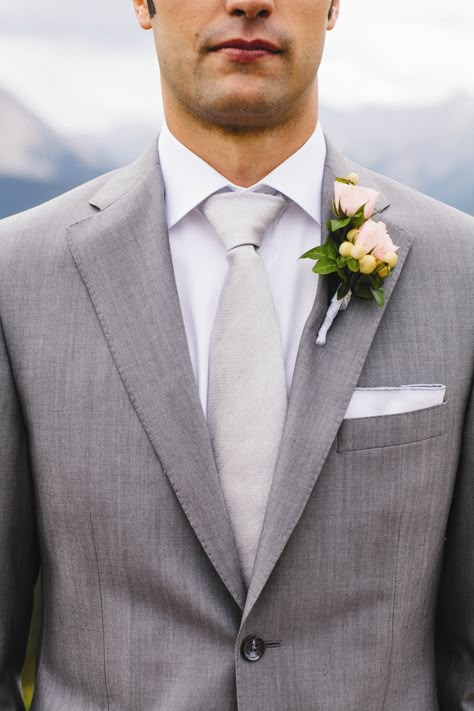 Pink Rose Boutonniere, Rose Boutonniere, Handsome Groom, Suits Men, Wedding Groomsmen, Groomsmen Suits, Groomsmen Attire, Groom Suit, Gray Suit