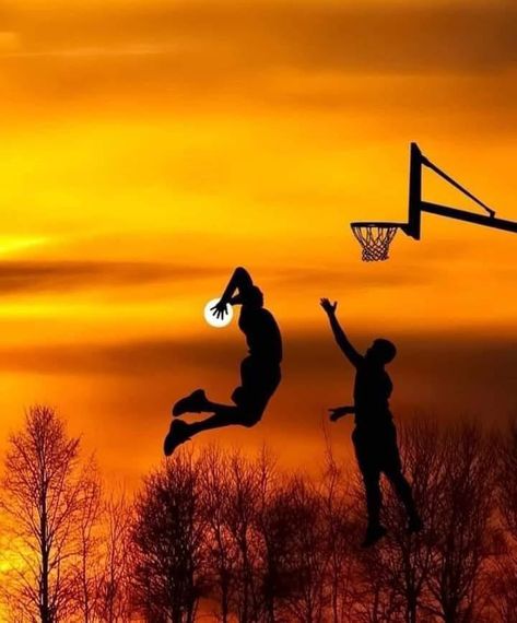 Fotos Hd 4k, Cool Basketball Wallpapers, Basketball Background, Bola Basket, Basketball Photos, Shoot The Moon, Photography Club, Basketball Photography, Basketball Wallpaper