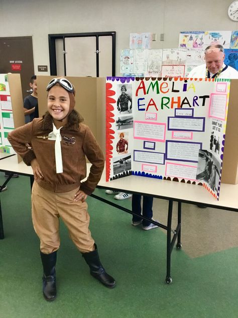 Living Museum project. Our daughter and her information board on Amelia Earhart. Living Museum Project For Kids, Amelia Earhart Poster Project, Amelia Earhart Project, Living History Museum Project, Wax Museum School Project, Wax Museum Ideas, Amelia Earhart Activities, History Costumes, Wax Museum Project