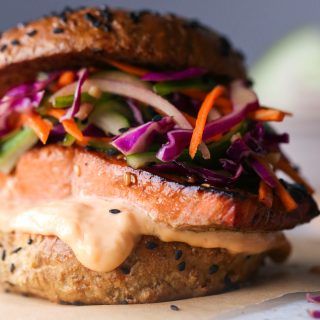 Asian Salmon Sandwiches with Sesame Slaw - Wife Mama Foodie Salmon Sandwich Recipes, Sesame Slaw, Salmon Meals, Salmon Sandwiches, Coleslaw Sandwich, Salmon Burger Recipe, Asian Salmon, Sandwiches Recipes, Alaska Salmon