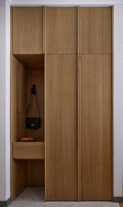 Hallway Cupboards, Hall Wardrobe, Bedroom Built In Wardrobe, Wardrobe Interior Design, Japandi Interior, Shelving Design, Built In Wardrobe, Apartment Interior Design, Closet Design