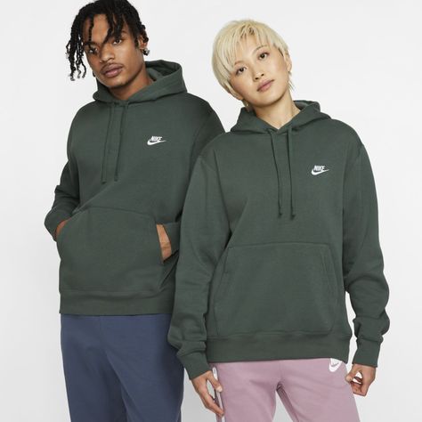 Nike Sportswear Club Fleece Pullover Hoodie (Galactic Jade) Layered Hoodie, Nike Sportswear Club Fleece, Cargo Khaki, Tall Hoodies, Hoodies Men Pullover, Hoodie Green, Jack Wolfskin, Nike Hoodie, Pullover Men