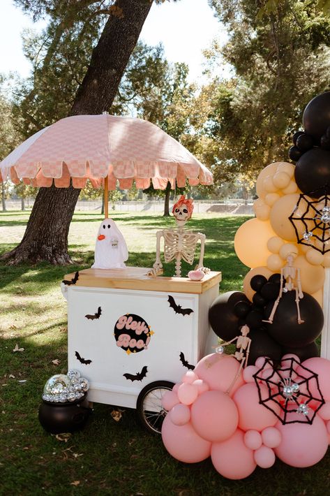 Kara's Party Ideas Boo-tiful Pinkween Party | Kara's Party Ideas Pink Ghost Cake, Halloween Picnic, Party Cart, Pink Halloween Party, Ghost Cake, Halloween Infantil, Tangled Party, Boo Tiful, Pink Ghost