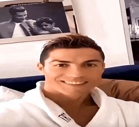 Ronaldo Troll PP Troll Pp, Football Pp, Ronaldo Pp, Cristiano Ronaldo Goals, Ronaldo Goals, Meme Template, Cristiano Ronaldo, Real Madrid, Ronaldo