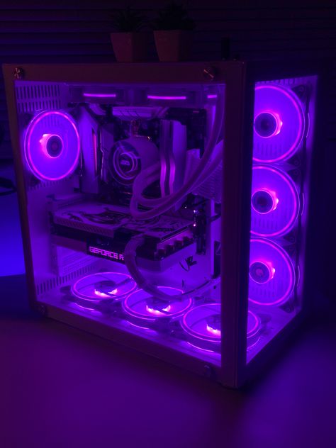 white gaming pc aesthetic Black And Purple Gaming Room, Wallpapers Cartoon, Pc Build, Purple Vibe, Game Black, Cool Wallpapers Cartoon, Black And Purple, Gaming Room, Pc Gamer