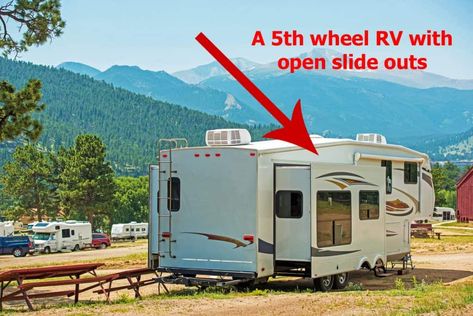 31 Stunning RV Interior Remodelling Ideas (With Pictures!) – Vehicle HQ Motorhomes Interior, Bamboo Roller Shades, Rv Remodeling, 5th Wheel Rv, Rv Destination, Great Basin National Park, Dry Camping, Class A Motorhomes, Lassen Volcanic National Park