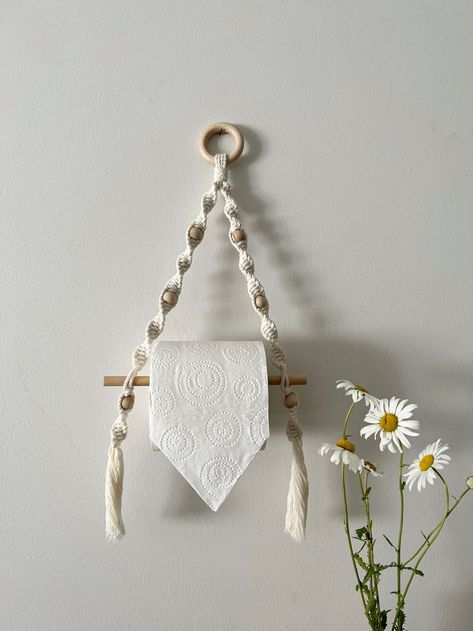 Boho Bathroom Vintage, Paper Towel Dispenser, Bathroom Vintage, Toilet Paper Roll Holder, Natural Kitchen, Macrame Hanger, Towel Dispenser, Boho Bathroom, Roll Holder