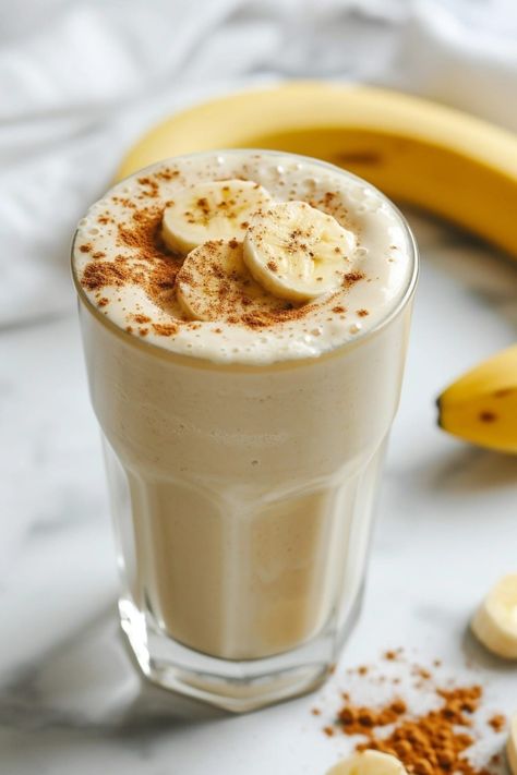 Banana Milkshake Aesthetic, Milk Shake Aesthetic, Shake Pictures, Honey Milkshake, Bananas Aesthetic, Milkshake Banana, Fruit Milkshake Recipe, Ab Food, Local Drinks