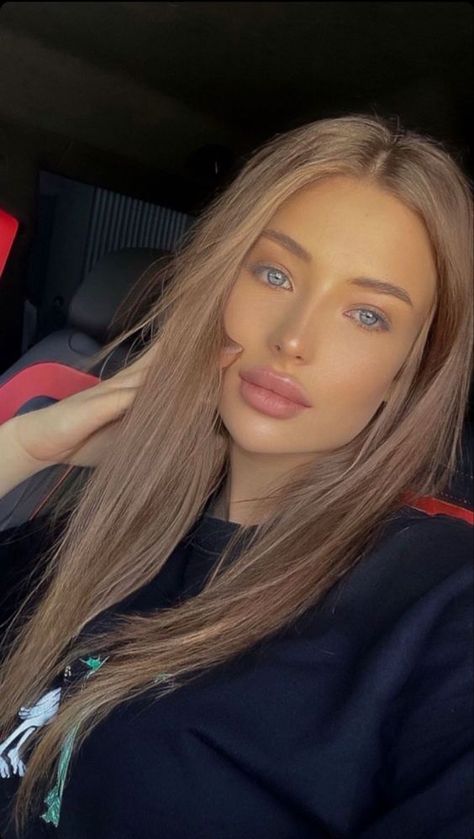 Light Brown Hair Blue Eyes, Grown Out Blonde Hair, Lavender And Blonde Hair, Hair Colors For Blue Eyes, Ash Blonde Hair Balayage, Rambut Brunette, Ash Blonde Hair, Balayage Hair Blonde, Hair Color For Women