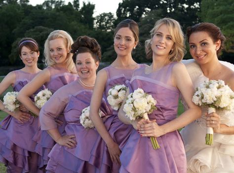 Bridesmaids from Best TV & Movie Wedding Dresses  Designer by the (fictitious) Lady St. Petsois JuJu, Lillian's (Maya Rudolph) ridiculous couture creation will go down in the books as one of the wackiest gowns of wedding history. Wedding Gift Etiquette, Bridesmaids Movie, Movie Wedding Dresses, Popular Bridesmaid Dresses, Ellie Kemper, Tv Weddings, Gift Table Wedding, Maya Rudolph, Rose Byrne