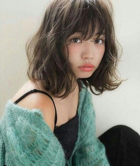 Digital Perm Short Hair, Japanese Short Hair, Hair Asian, Face Shape Hairstyles, Asian Short Hair, Medium Curly Hair Styles, Medium Short Hair, Medium Long Hair, Shot Hair Styles