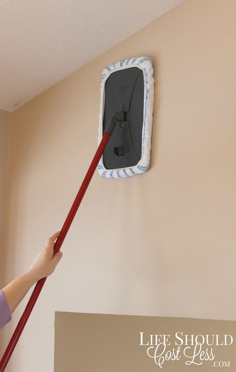 Literally mop your walls and ceiling using the cleaner that's best for the surfaces in your bathroom. Cleaning Painted Walls, Washing Walls, Glass Cooktop, Deep Cleaning Tips, Household Cleaning Tips, Cleaners Homemade, Clean Dishwasher, Toilet Cleaning, Natural Cleaning Products