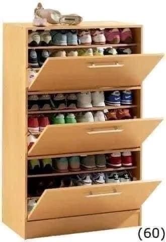 Vstupná Hala, Desain Pantry, Diy Shoe Rack, Shoes Rack, Ideas Para La Casa, Shoe Racks, Rack Design, Shoe Storage Cabinet, Ideas Casa