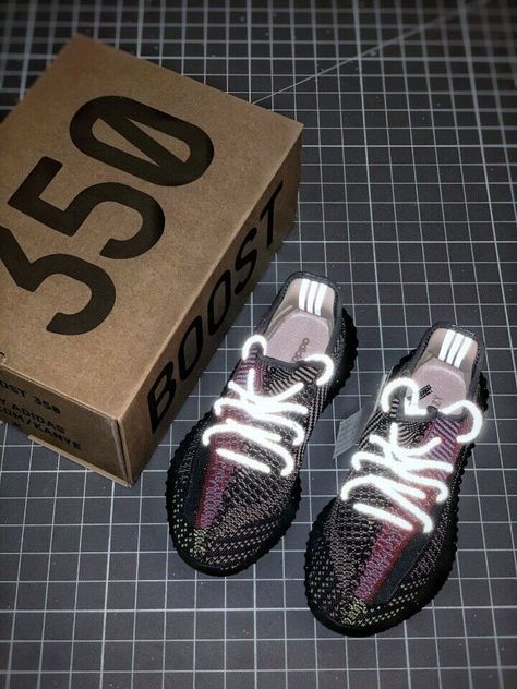 Seller: brco-3045 (0.0% positive feedback) Location: US Condition: Pre-owned Price: 98.50 USD Shipping cost: 38.50 USD Buy It Now * This article was o... Get a price at https://copapair.com/yeezy-boost-350-v2-yecheil-reflective-fw5190-us-size-8/ Yeezy Yecheil, 350 Boost, Yeezy Boost 350 V2, Yeezy 350, 350 V2, Adidas Yeezy Boost 350, Yeezy Boost 350, Adidas Samba Sneakers, Yeezy Boost