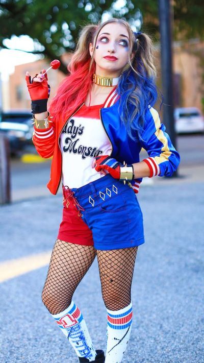 DIY Halloween Costume Ideas - Harley Quinn Cheap Diy Costumes, Easy Costumes For Halloween, Teen Costume Ideas, Harley Quinn Disfraz, Costumes Faciles, Costumes For Teenage Girl, Best Diy Halloween Costumes, Harley Quinn Halloween Costume, Cute Halloween Outfits