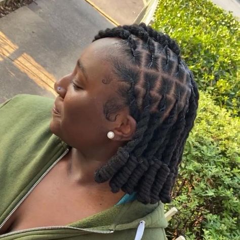 Loc Maintenance Tips, Loc Knot Bob, Handmade Locs, Loc Bob, Loc Extensions Human Hair, Haircare Tips, Short Locs Hairstyles, Faux Locs Hairstyles, Dreadlock Style