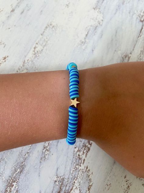 Star Clay Bead Bracelet, Clay Bead Blue Bracelet Ideas, Clay Bracelet Ideas Blue, Dark Blue Clay Bead Bracelet, Blue Clay Bead Bracelets, Make Clay Beads, Bracelet Business, Handmade Jewelry Business, Clay Bead Necklace