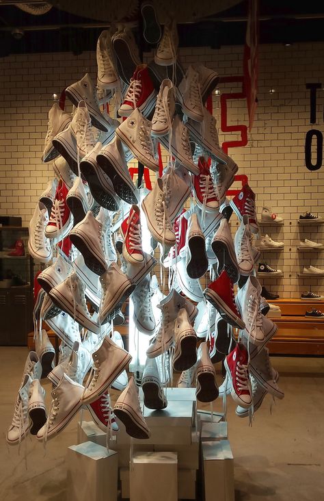 New Years Tree, Shoe Tree, Decorated Shoes, Light Project, Xmas Tree, Serbia, Christmas Time, Christmas Crafts, Converse