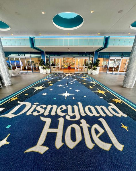 ✨🏰 Ready to take your Disneyland experience to the next level? Staying at the Disneyland Hotel brings the magic straight to where you will rest your head at night! Here are just a few reasons why this iconic hotel is the ultimate choice for your Disney adventure: 🌟 Classic Disney Charm: Step into a world where nostalgia meets modern luxury, with magical touches like headboards that light up with fireworks and decor consisting of hidden Mickey’s everywhere you look! 🚪 Prime Location: Stayin... Disney Airbnb, Disneyland Hotel, Disney Hotels, Disney Charms, Hidden Mickey, Disney California Adventure, Adventures By Disney, Disney California, Disney Family