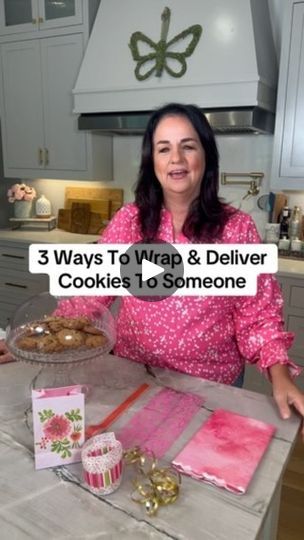 19K views · 1.6K reactions | 3 ways to wrap up cookies that you’re delivering to someone! Comment “COOKIE” for my go-to cookie recipe🥰 #cookies #chocolatechipcookies #wrapping #gift #neighbor #teachergift | Carla Shellis | carlashellis · Original audio Cookie Gift Wrap Ideas, How To Wrap A Plate Of Cookies, Packing Cookies For Gifts, Wrap Cookies For Gifts, How To Wrap Cookies For Gifts, How To Package Cookies For Gifts, Gift Wrap Cookies, Cookie Wrapping Ideas, Cookie Wrapping