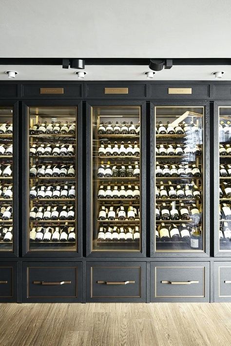 wine room wine storage Wine Closet, Home Wine Cellars, Wine Cellar Design, Drink Bar, Cellar Design, Norman Foster, Wine Wall, Wine Display, Wine Store