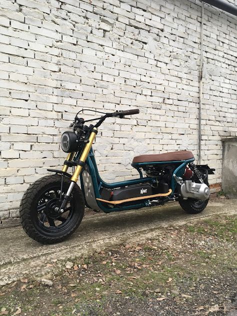 Custom Scooter, Honda Wave, Scooter Custom, Scooter Bike, Motor Scooters, Triumph Bonneville, Sepeda Motor, Moto Guzzi, Mini Bike