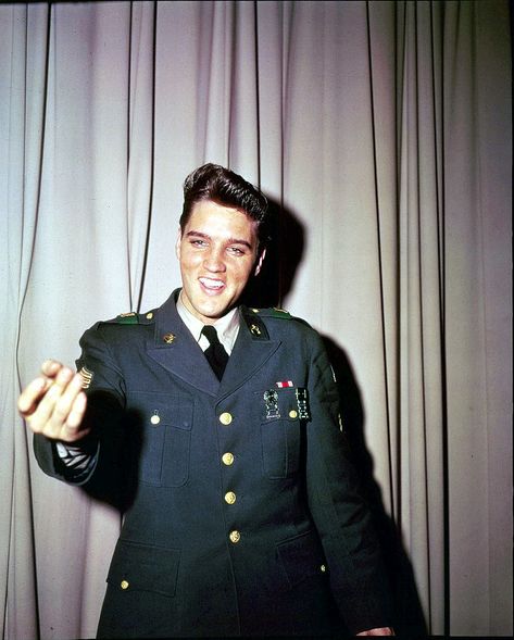 21 Facts About Elvis Presley's Life And Career Elvis Presley Facts, Elvis Presley Army, Elvis Presley Wallpaper, Young Elvis, Elvis Presley Pictures, Elvis And Priscilla, Elvis Presley Photos, Priscilla Presley, Army Fashion