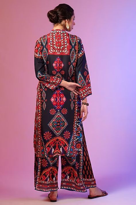 Rajdeep Ranawat - Buy Sharara Sets, Kaftan, Lehenga Online Latest Designer Lehenga, Rajdeep Ranawat, Drape Pants, Printed Palazzo Pants, Lehenga Online, Desi Style, Designer Lehenga, Poncho Tops, Sharara Set