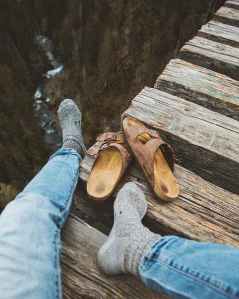 Birkenstock Outfit Winter, Socks And Birkenstocks, Birkenstock Clogs Outfit, Birkenstock Outfit, Clogs Outfit, Camping Outfits, Adventure Is Out There, Granola Girl, Wool Socks