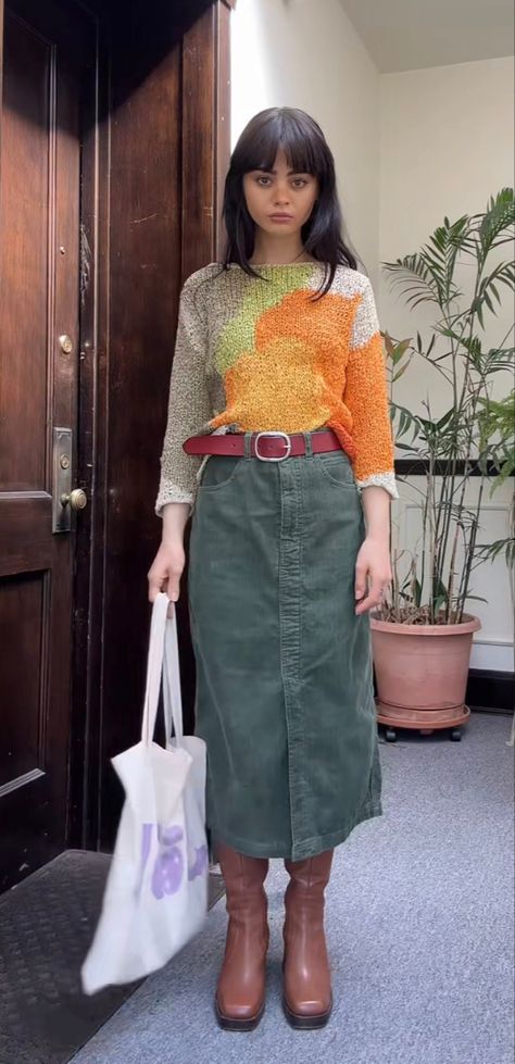 Trendy Outfits Modest, Minimalist Outfits Casual, Business Casual Outfits Women, Comfort Outfits, Winter 2024 Fashion Trends, Eclectic Fashion Style, Ootd Autumn, Outfits Women Winter, Eclectic Outfits