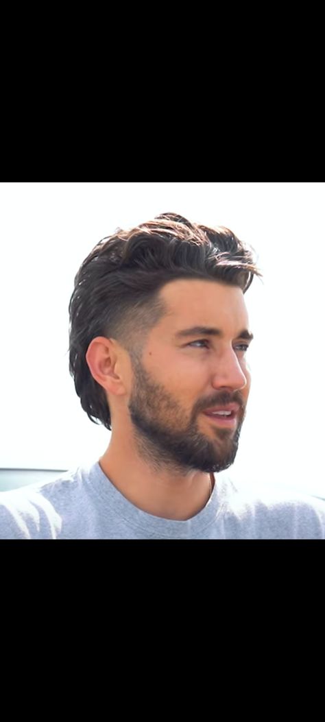 Jeff Wittek Mullet Haircut, Professional Haircuts For Work, Modern Mullet With Beard, Professional Mullet, Semi Long Hair Men, Jeff Wittek Hair, Baseball Flow Haircut, Hairstyle Moodboard, Big Forehead Hairstyles Men