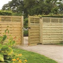 Timber Gates Gate Fence Ideas, Slatted Screen, Garden Trellis Panels, Wooden Fence Gate, Decorative Fence Panels, Kyoto Garden, Gate Fence, Timber Gates, Trellis Fence