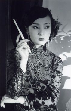 Vintage Asian Fashion, Old Shanghai, Shanghai Fashion, 1930s Fashion, Vintage Portraits, Vintage Beauty, Asian Fashion, Shanghai, Tao