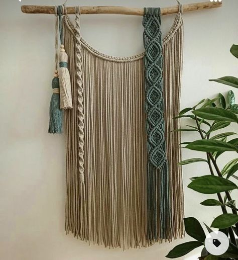 Room Aesthetic Pictures, Boho Diy Crafts, Art Wall Decor Ideas, Tattoo Decor, Boho Fiber Art, Craft Aesthetic, Room Wall Decor Bedroom, Wall Macrame, Macrame Wall Hanging Tutorial